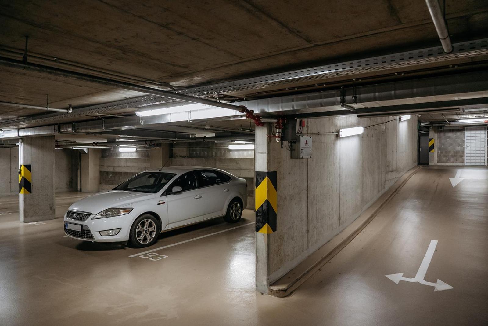 Prague Days - Bright Apartment - Balcony - Private Parking Bagian luar foto