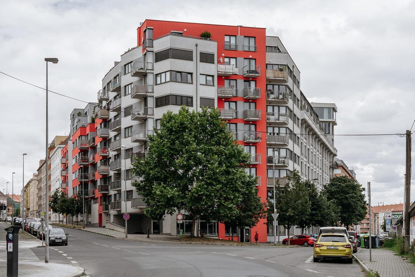 Prague Days - Bright Apartment - Balcony - Private Parking Bagian luar foto